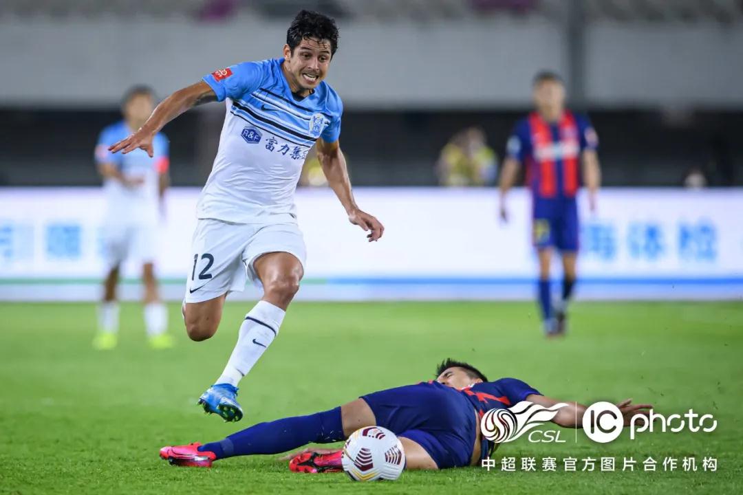 بطل الدوري السعودي ٢٠٢٣قصة تتويج أسطوري في عالم كرة القدم